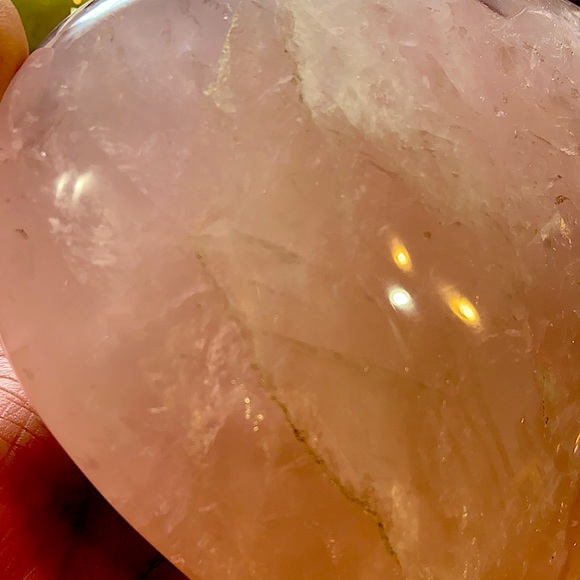 Huge Rose Quartz Crystal Heart Carving With Flash And Rainbows! - Picture 6 of 12